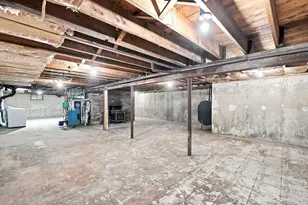 23 Bradford St, North Andover, MA 01835 - Photo 35