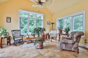 14 Hancock Dr, Bedford, NH 03110 - Photo 21