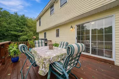 17 Willow Street, Derry, NH 03038 - Photo 33