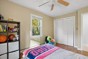 96 Meadowcrest Dr, Bedford, NH 03110 - Photo 23