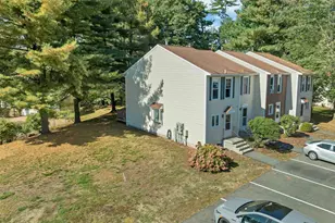 14 Shelburne Rd, Merrimack, NH 03054 - Photo 3