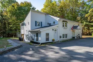 17 Woodland Dr, Weare, NH 03281 - Photo 1