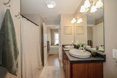 125 Riverwalk Way, Manchester, NH 03101 - Photo 13