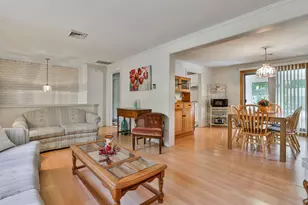 413 S Baboosic Lake Rd, Merrimack, NH 03054 - Photo 5