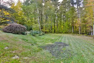 413 S Baboosic Lake Rd, Merrimack, NH 03054 - Photo 9