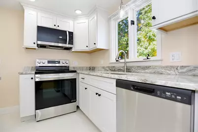 16 Taylor Street, Salem, NH 03079 - Photo 7