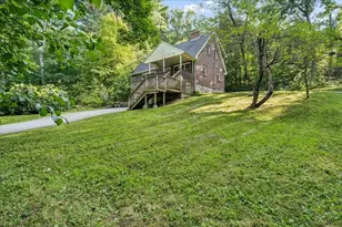 2 Carroll Cir, Derry, NH 03038 - Photo 31