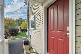 27 Stevens Ave, Laconia, NH 03246 - Photo 7