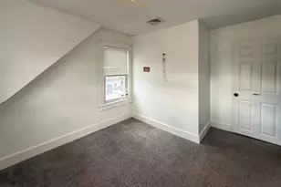 106 Burke St, Nashua, NH 03060 - Photo 5