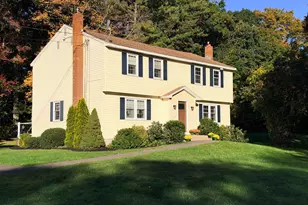 91B Fordway Ext, Derry, NH 03038 - Photo 3