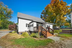 153 Buck St, Pembroke, NH 03275 - Photo 3