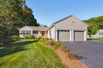 8 Glasgow Circle, Hudson, NH 03051 - Photo 1