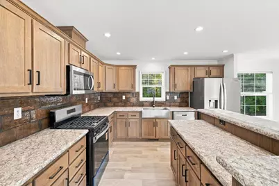 12 Willow Street, Tilton, NH 03276 - Photo 15