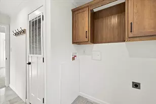 12 Willow St, Tilton, NH 03276 - Photo 37
