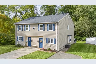 31R South Avenue #A, Derry, NH 03038 - Photo 3