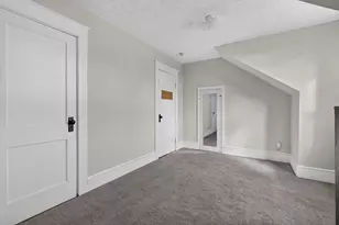 663 Amory St, Manchester, NH 03102 - Photo 33