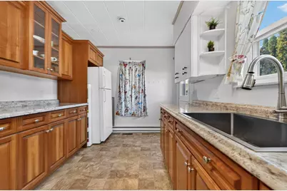 663 Amory Street, Manchester, NH 03102 - Photo 15