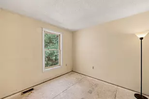66 Preston St, Hillsboro, NH 03244 - Photo 31