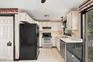 66 Preston St, Hillsboro, NH 03244 - Photo 19