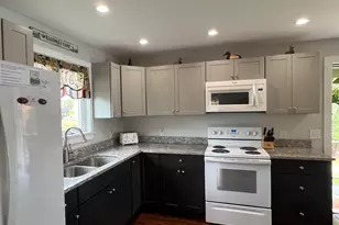 512 Back Lake Rd, Pittsburg, NH 03592 - Photo 19