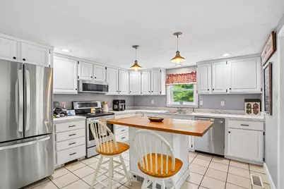 70 Lane Road, Raymond, NH 03077 - Photo 5