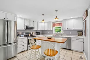 70 Lane Rd, Raymond, NH 03077 - Photo 5