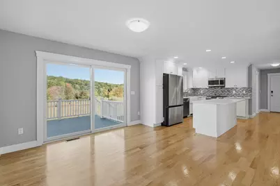 302 Straw Road, Manchester, NH 03102 - Photo 7