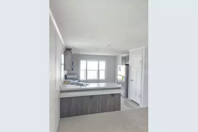 12 Elizabeth Drive, Boscawen, NH 03303 - Photo 5