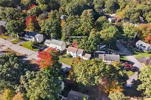 21 Clearview Dr, Nashua, NH 03062 - Photo 5