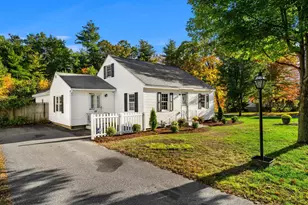 109 Highland St, Hudson, NH 03051 - Photo 1