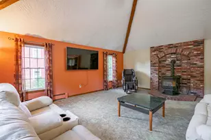 34 Parrish Hill Dr, Nashua, NH 03063 - Photo 7