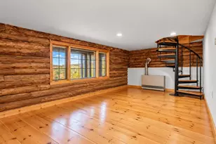 70 Burns Rd, Pittsburg, NH 03592 - Photo 29