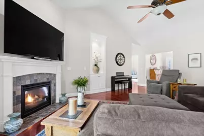 6 Swan Circle, Concord, NH 03301 - Photo 5