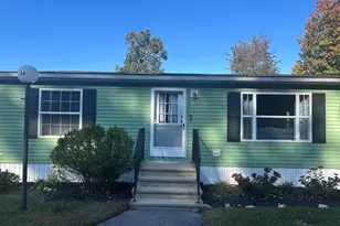 52 Cormier Dr, Rochester, NH 03867 - Photo 3