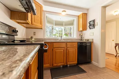 14 Kimball Place, Claremont, NH 03743 - Photo 11