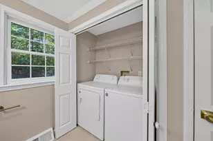 101 Currier Dr, Manchester, NH 03104 - Photo 31