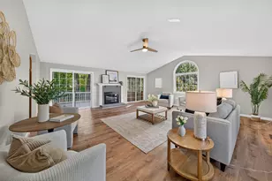 101 Currier Dr, Manchester, NH 03104 - Photo 5