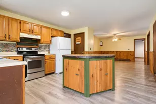442 Royalston Rd, Fitzwilliam, NH 03447 - Photo 7