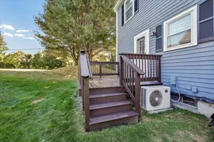 5 Riviera Rd, Hudson, NH 03051 - Photo 9