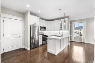 12R Front St, Exeter, NH 03833 - Photo 5