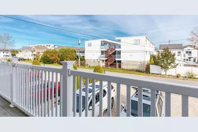 16 Whitten Street #4, Hampton, NH 03842 - Photo 5