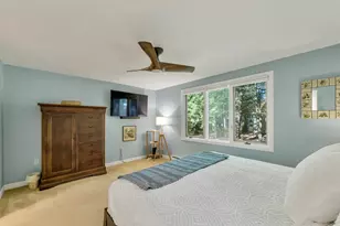36 Point Breeze Rd, Wolfeboro, NH 03894 - Photo 35
