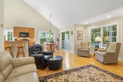 10 Cortland Avenue, Stratham, NH 03885 - Photo 27