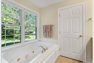 10 Cortland Avenue, Stratham, NH 03885 - Photo 35