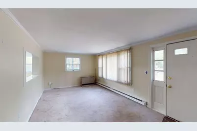 37 Wason Road, Hudson, NH 03051 - Photo 3