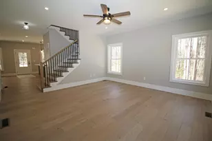 429 Dawn Ct, Pembroke, NH 03275 - Photo 13