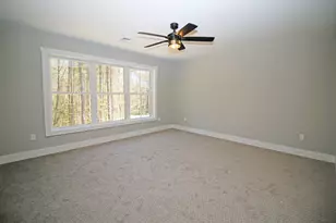 429 Dawn Ct, Pembroke, NH 03275 - Photo 15