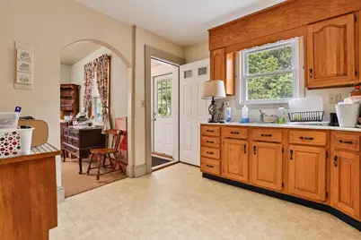 160 Titus Avenue, Manchester, NH 03103 - Photo 11