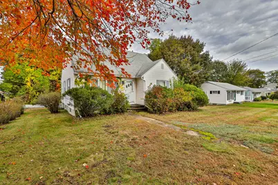 160 Titus Avenue, Manchester, NH 03103 - Photo 5