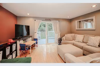 132 Fox Hollow Way, Manchester, NH 03104 - Photo 13